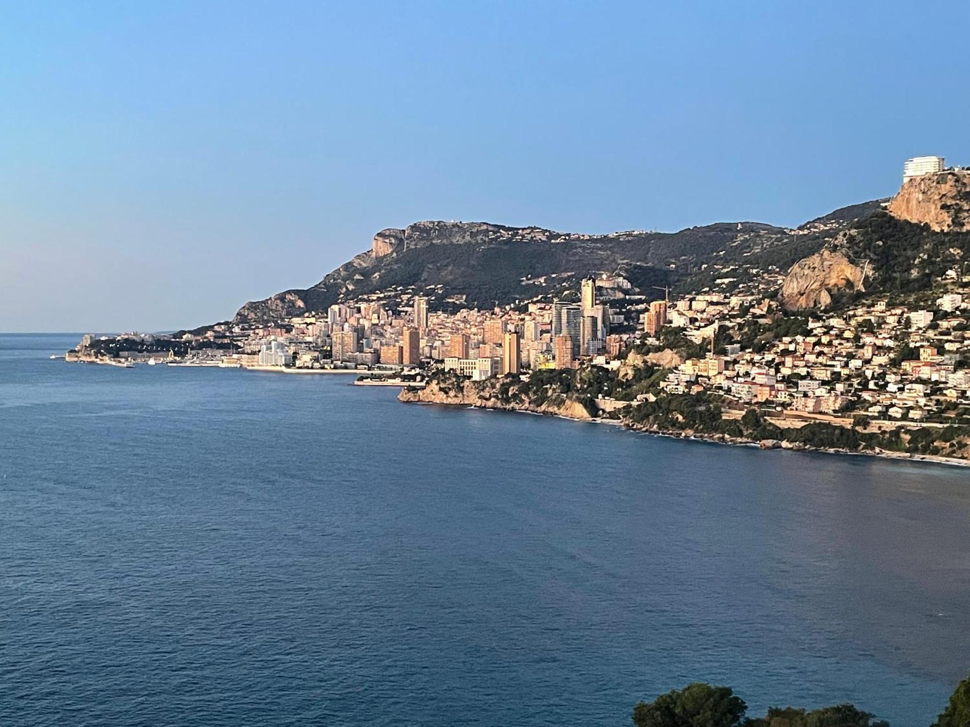 Aux Portes De Monaco Superbe T3 Vue Mer Roquebrune-Cap-Martin Exteriör bild